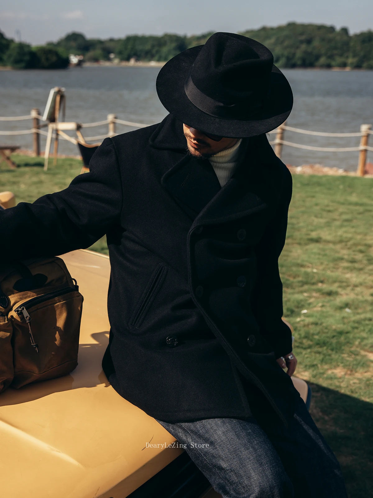 Casaco de ervilha duplo breasted masculino Red Tornado Trench Coat curto com gola entalhada 740 sobretudo de mistura de lã